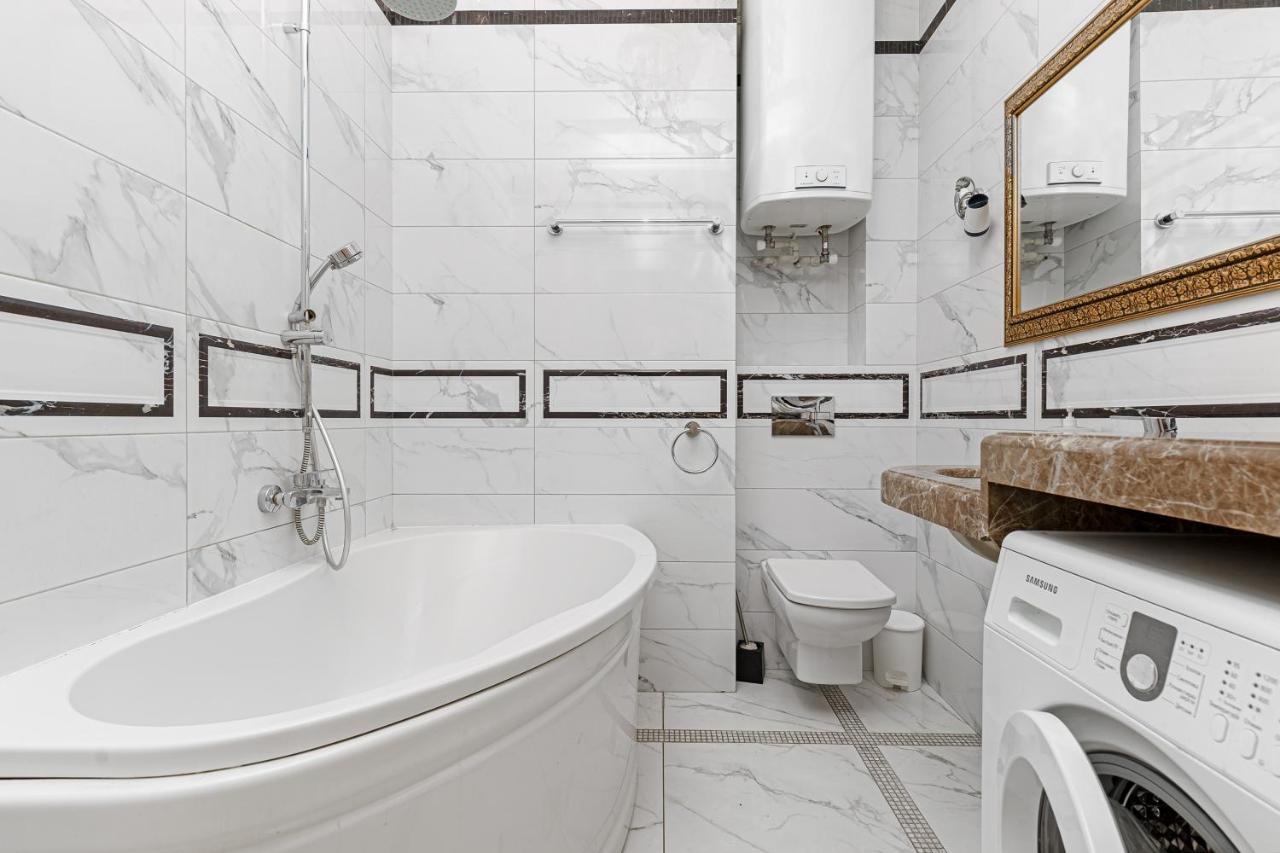 Greek Street Deluxe Apartment Οδησσός Εξωτερικό φωτογραφία